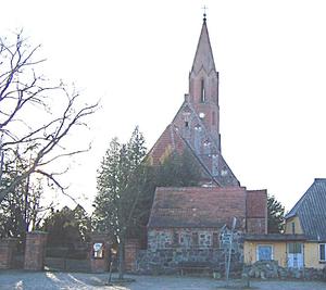Rügen - St.-Jacobi-Kirche in Kasnevitz