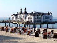 Insel Rügen - Strand und Seebrücke im Ostseebad Sellin